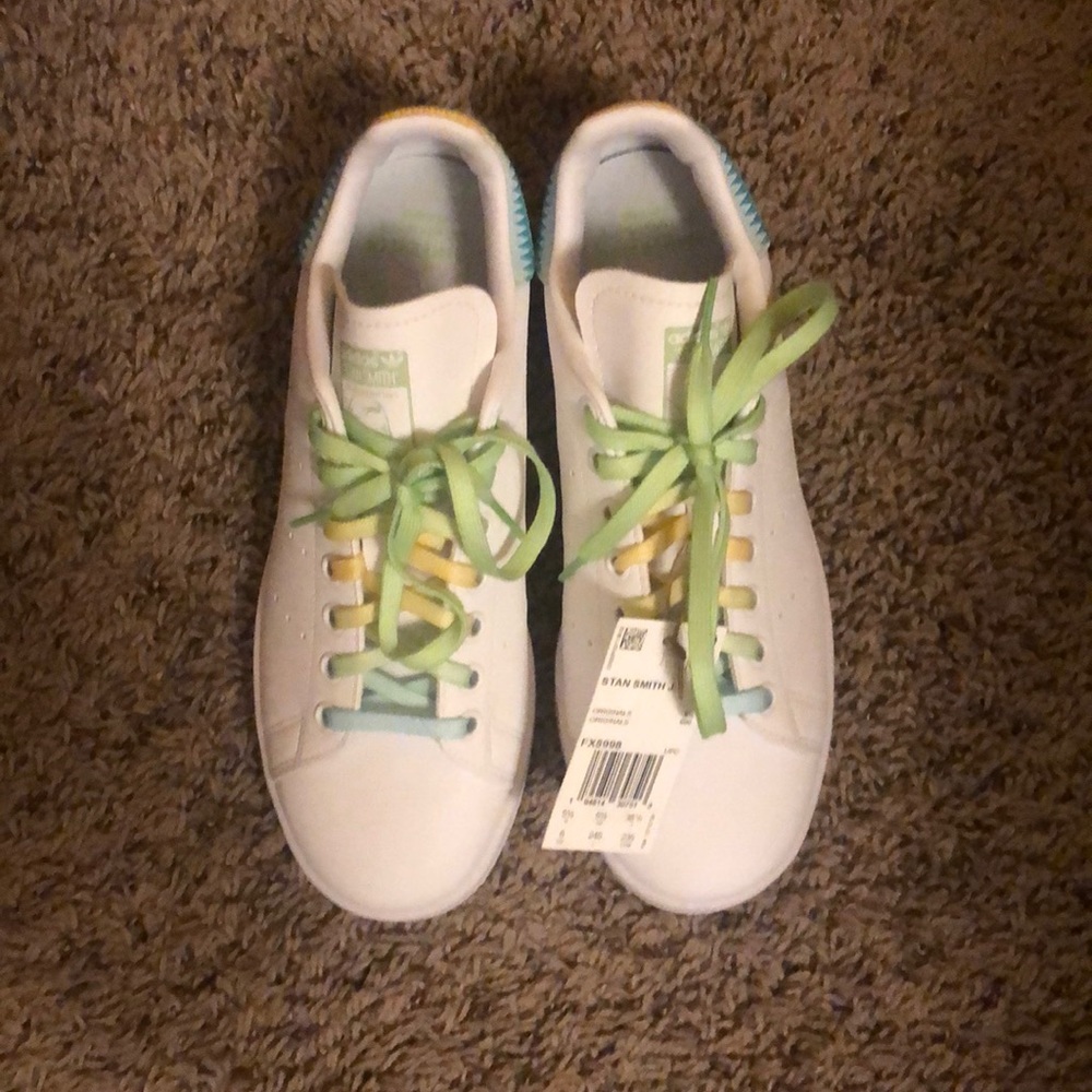 Limited edition Stan smith Disney adidas sneakers new with tags